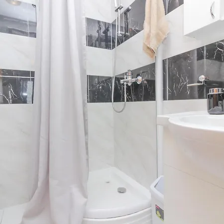 New! Aenona 200m From The Beach,