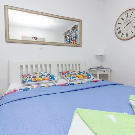 New! Aenona 200m From The Beach, Apartment *