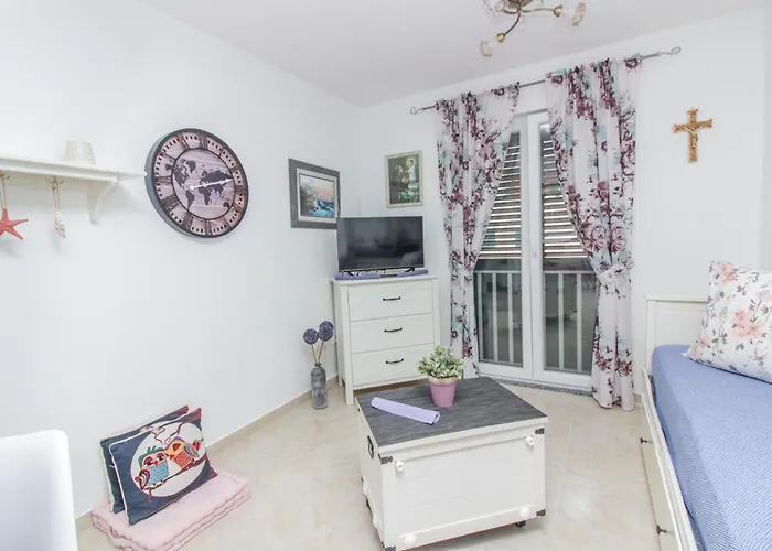 Apartment New! Aenona 200m From The Beach, Nin