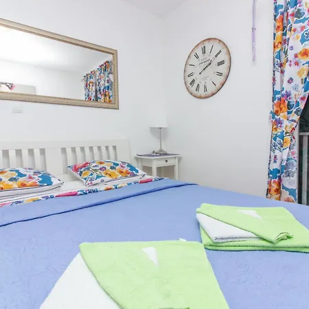 New! Aenona 200m From The Beach,