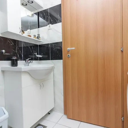 New! Aenona 200m From The Beach, * נין